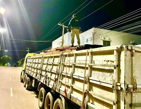 Caminhoneiro é preso ao usar dados falsos para tentar enganar PRF