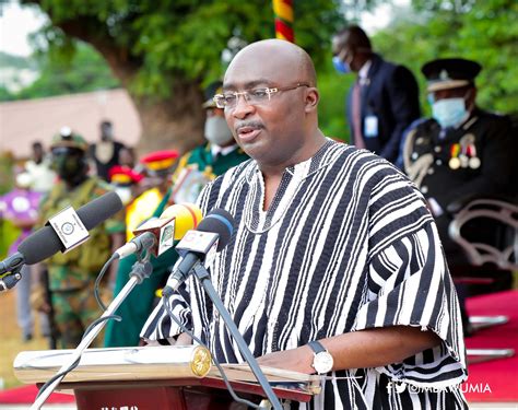 Dr Bawumia partly blames Mahama for current economic woes | Cedidollar