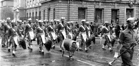 Honneur aux Tirailleurs marocains pour lanniversaire de la Libération