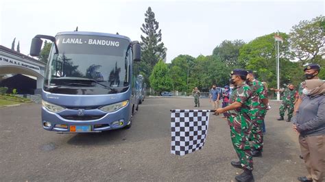 Pgs Komandan Lanal Bandung Berangkatkan Calon Siswa Bintara Tamtama