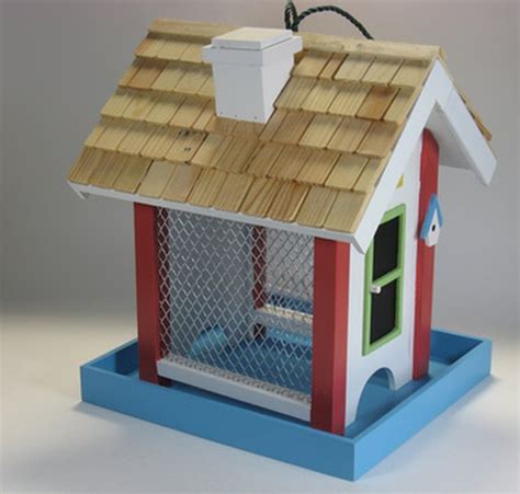 How to Build a Birdhouse Roof with Pieces that Overlap | ehow