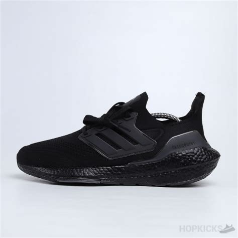 Ultra Boost 21 Triple Black