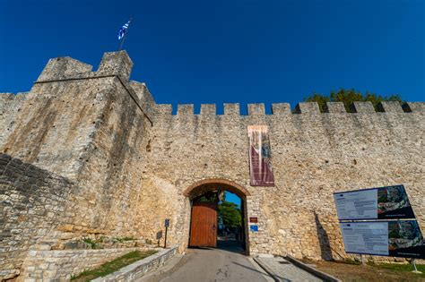 Castle of Arta - Άρτα Γέφυρα Εποχών