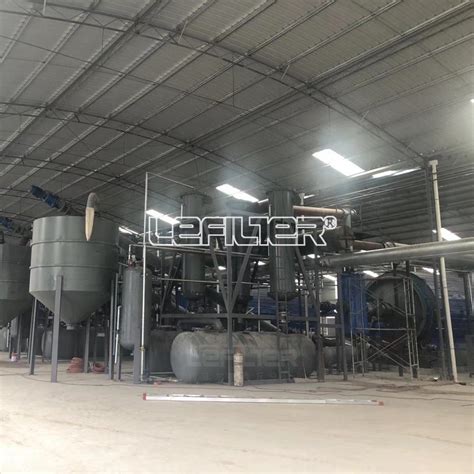 Waste Plastic Scrap Tyre Oil Pyrolysis Plant Distillation Machine