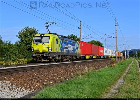 Siemens Vectron Ms Operated By Wiener Lokalbahnen Cargo Gmbh