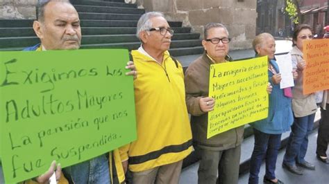 Adultos Mayores Protestan Por Falta De Pago De Pensiones El Heraldo