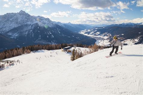 Wyjazd Na Narty Do W Och Z Karnetem Dolomiti Superski Przewodnik