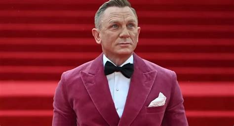 Daniel Craig डनयल करग Net Worth Age Wiki Photos Awards