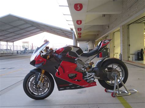 Item 420Evo Spec V4 Ducati Panigale V4 Quickshifter Blipper