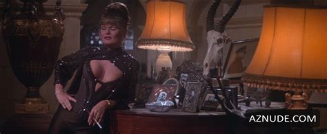 SUPERMAN NUDE SCENES AZNude