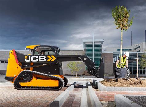 Jcb Launches Teleskid At Conexpo Ssltelehandler Hybrids Benefits