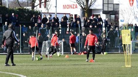 Oggi Allenamento A Porte Aperte