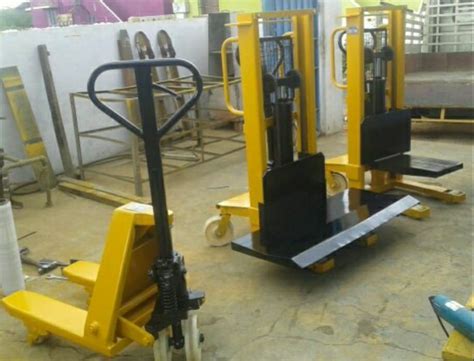 SSE Heavy Duty Hydraulic Pallet Truck 3000Kgs 4000Kgs For Floor