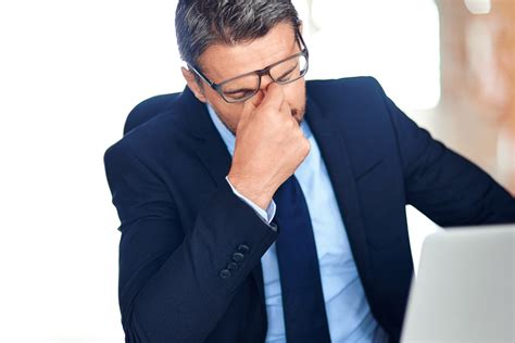 Burn out les 9 symptômes qui doivent vous alerter