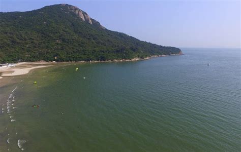 Kitesurfing In Pui O Beach Lantau Island Hong Kong Kite Jungle