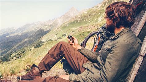 Off Grid Tech Essentials Must Have Gadgets For A Comfortable Lifestyle