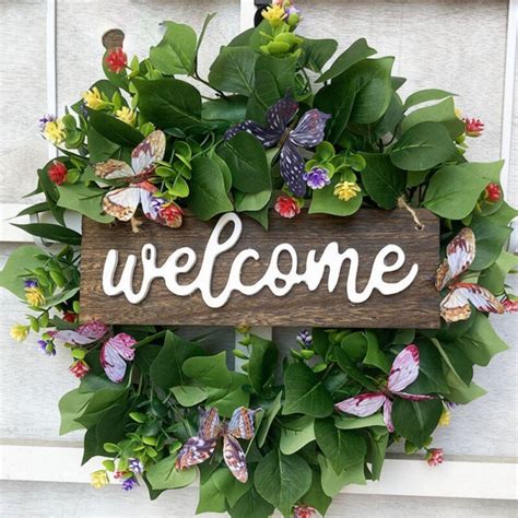 Holiday Welcome Wreath | Free Shipping | 1,000+ Styles