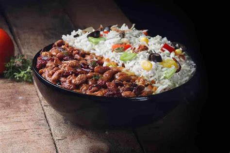 Order Thalaiva Rajma Steamed Rice Bowl From Lunchbox On EatSure