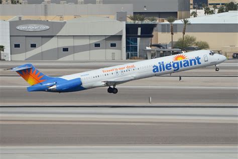 McDonnell Douglas MD 82 N420NV Allegiant C N 49424 L N Flickr