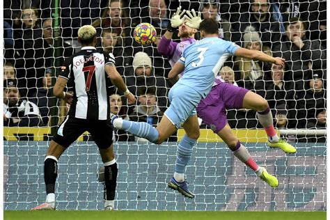 Manchester City Golea 4 0 Al Newcastle Por La Premier League Galería