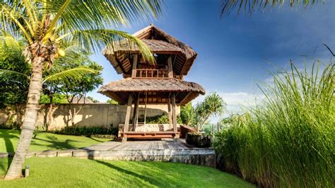 villa bukit segara  amed bali  bedrooms  price reviews