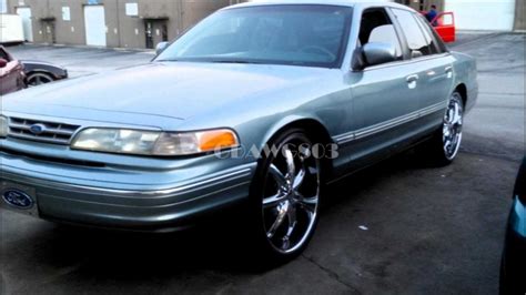 Ford Crown Victoria On 24s Youtube