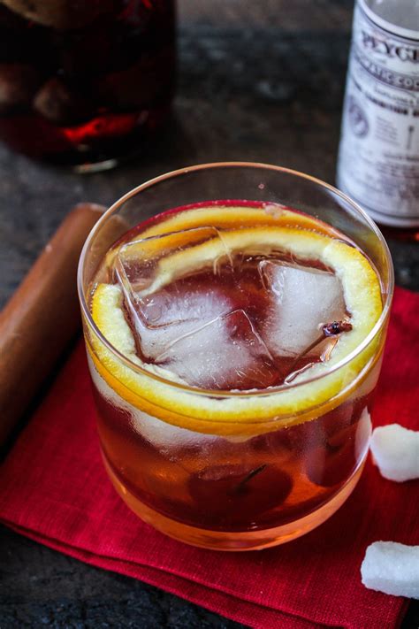 Fig Bourbon Old Fashioned With Fig And Vanilla Infused Bourbon