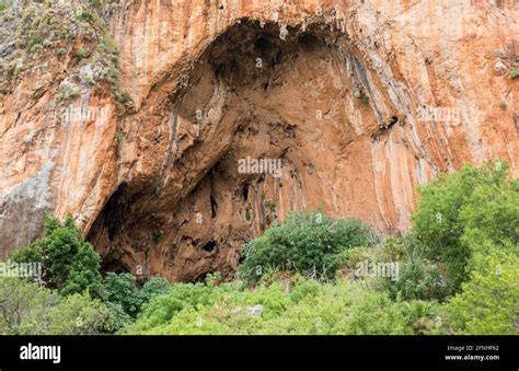 Uzzo Cave Hi Res Stock Photography And Images Alamy