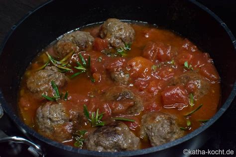 Tapas Pikante Hackbällchen in Tomatensauce Katha kocht