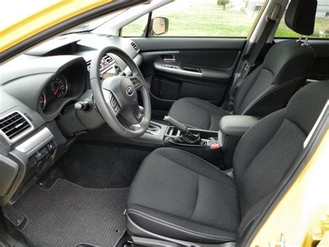 2015 Subaru XV Crosstrek interior review | Aaron on Autos