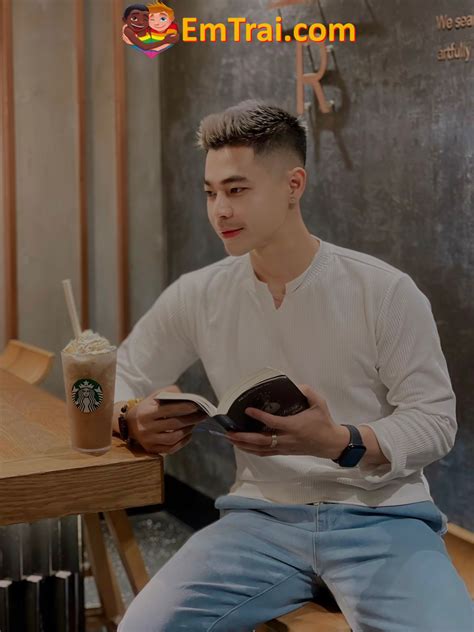 Boy đẹp trai sex giỏi tẹt ga biết chiều lòng khách hàng khó tính nhất