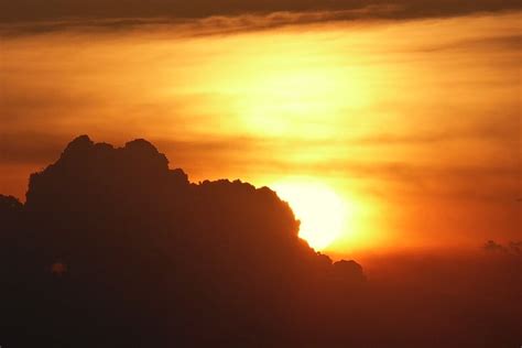 Two Suns Appear In The Sunset Sky Of Zimbabwe Strange Sounds