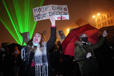 Kolejny Dzie Strajku Kobiet Listopada Protest W Poznaniu Nie Tylko