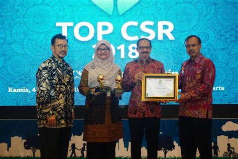 Pertamina Lubricants Raih Dua Penghargaan TOP CSR 2018 Republika Online