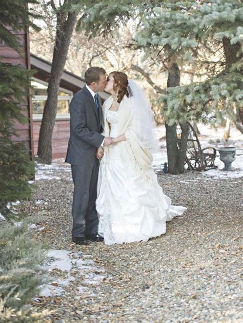 A Picturesque Prairie Wedding In Saskatchewan - Weddingbells