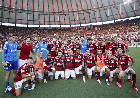 De Olho No Futuro Flamengo Redefine Suas Laterais Poss Veis