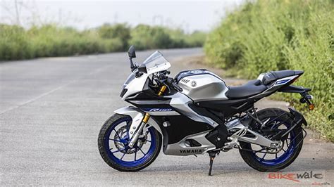 Yamaha YZF R15 V4 gets its first price hike since launch - BikeWale