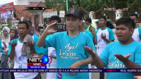 Peringati Hari Tuli Internasional Dengan Nyanyikan Indonesia Raya