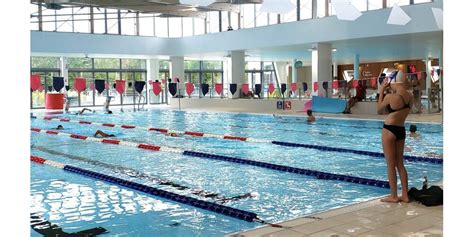 Sallanches Une Nocturne Au Centre Aquatique