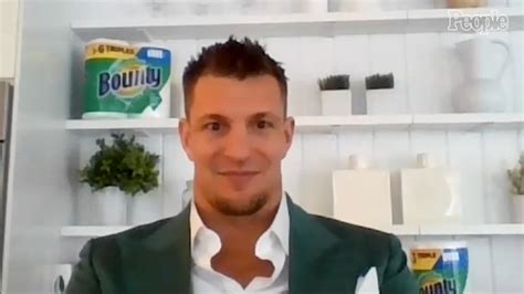 Rob Gronkowski Reveals The Epic Prank He Pulled On Nfl Legend Tom Brady ‘he Peed The Bed’