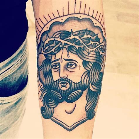 Tatuagens De Jesus Cristo Que Demonstram A Devo O E A F Tatuagem