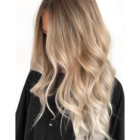 Buttery Creamy And Dreamy Blend Of Blonde Haircolor