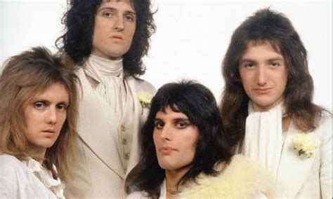 Quase Resenha Queen Queen Ii 1974