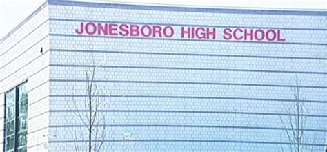 Students Catch Naked Teacher Masturbating In Classroom During Lunch