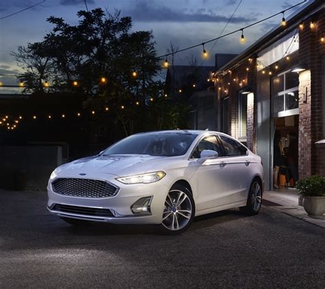 2020 Ford® Fusion Sedan Fuel Efficient Midsize Sedan And Hybrid Fordca