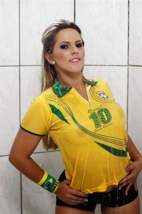 SEX ENTREVISTA Luana Costa Arrasa Suas Curvas Perigosas