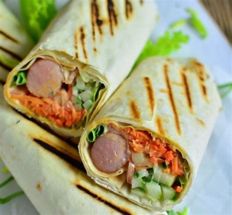 Сосиска В Лаваше С Корейской Морковкой