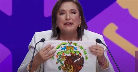 ¿xóchitl Gálvez Podría Ser Sancionada Por Mostrar La Bandera De México