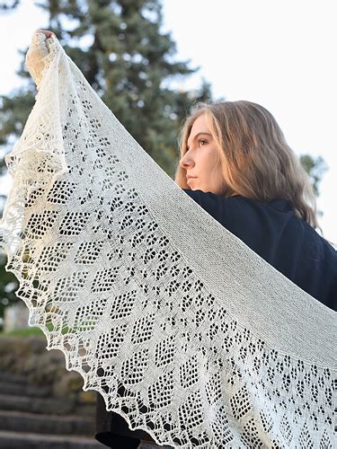 Ravelry Winterwood Pattern By Anne Hanson