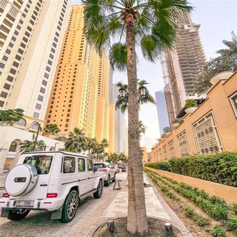 Guide To Renting A Car Driving In Dubai Uae Things To Know